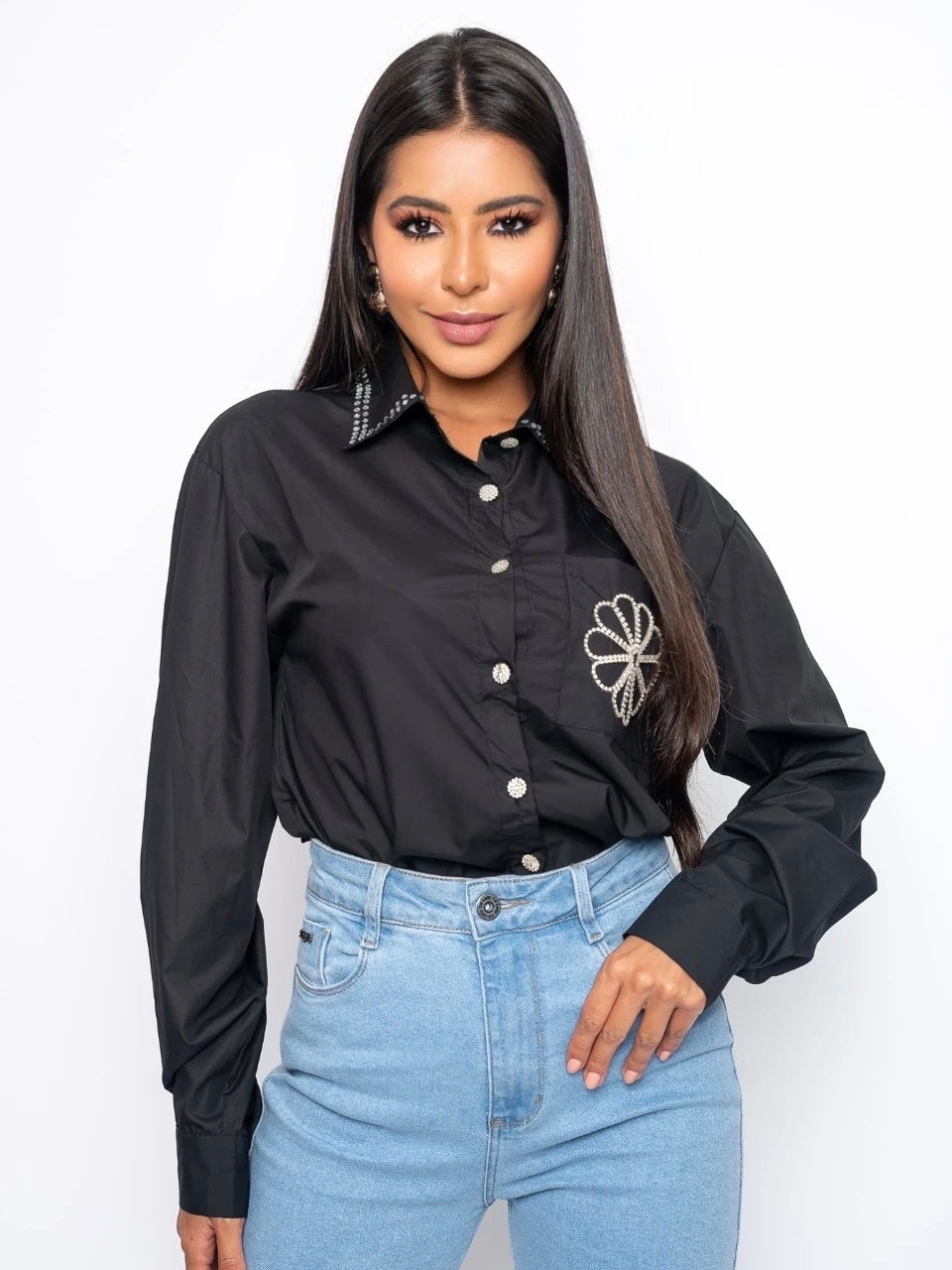 Camisa con brillos y strass