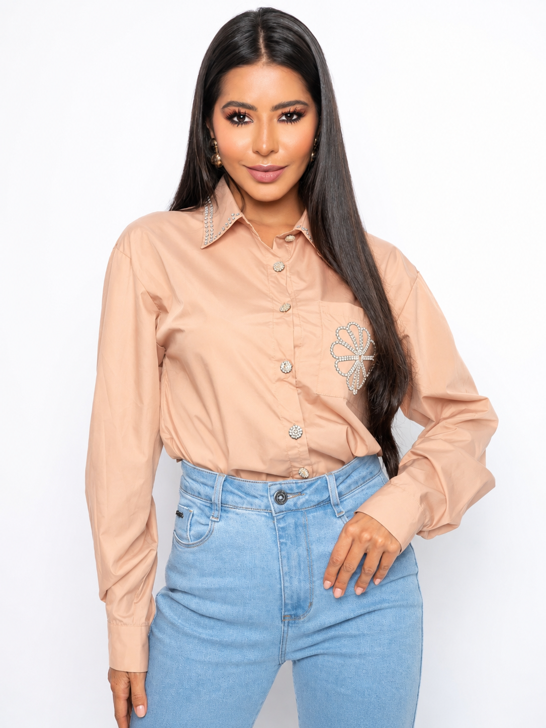 Camisa con brillos y strass